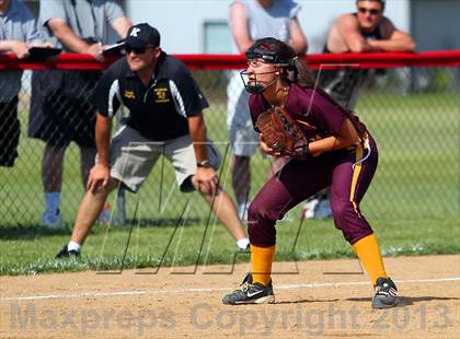 Thumbnail 2 in Elk County Catholic vs. Keystone (PIAA District IX Class A Final) photogallery.