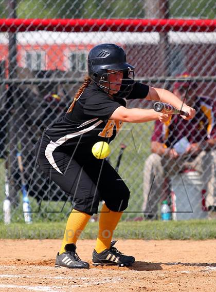 Thumbnail 3 in Elk County Catholic vs. Keystone (PIAA District IX Class A Final) photogallery.