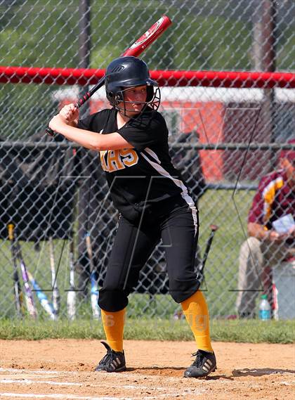 Thumbnail 2 in Elk County Catholic vs. Keystone (PIAA District IX Class A Final) photogallery.