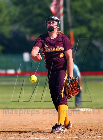 Thumbnail 2 in Elk County Catholic vs. Keystone (PIAA District IX Class A Final) photogallery.