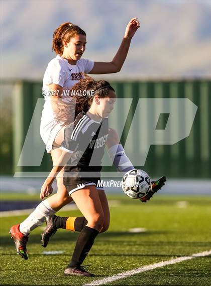 Thumbnail 1 in Woodside vs. Santa Clara (CIF CCS D1 Final) photogallery.