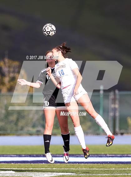 Thumbnail 3 in Woodside vs. Santa Clara (CIF CCS D1 Final) photogallery.