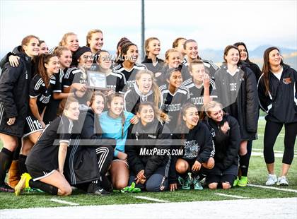 Thumbnail 3 in Woodside vs. Santa Clara (CIF CCS D1 Final) photogallery.