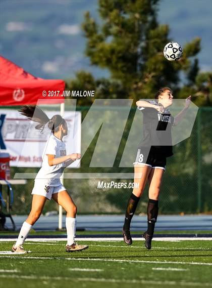 Thumbnail 2 in Woodside vs. Santa Clara (CIF CCS D1 Final) photogallery.