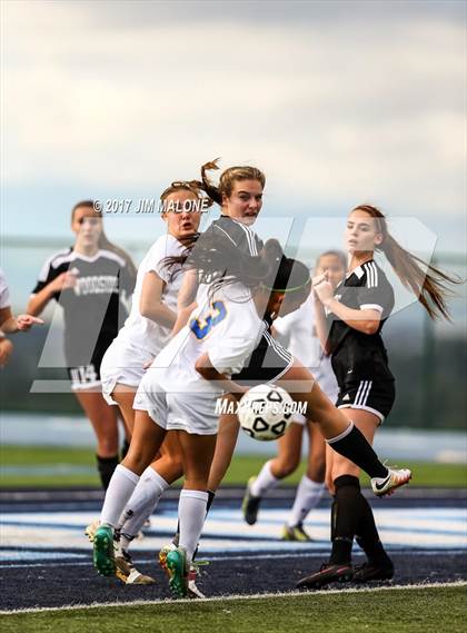 Thumbnail 3 in Woodside vs. Santa Clara (CIF CCS D1 Final) photogallery.