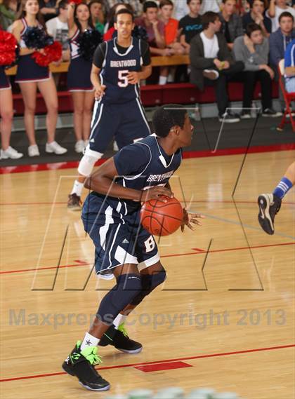 Thumbnail 2 in Brentwood School vs. Pacific Hills (CIF SS 4A Final) photogallery.