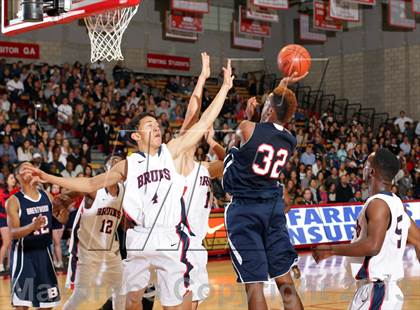Thumbnail 3 in Brentwood School vs. Pacific Hills (CIF SS 4A Final) photogallery.