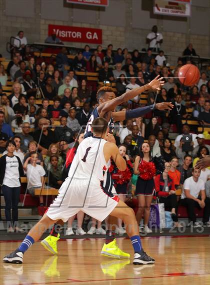Thumbnail 1 in Brentwood School vs. Pacific Hills (CIF SS 4A Final) photogallery.