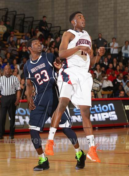Thumbnail 2 in Brentwood School vs. Pacific Hills (CIF SS 4A Final) photogallery.