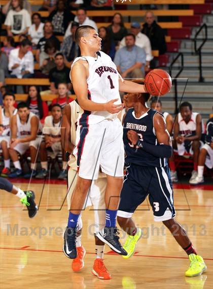 Thumbnail 3 in Brentwood School vs. Pacific Hills (CIF SS 4A Final) photogallery.