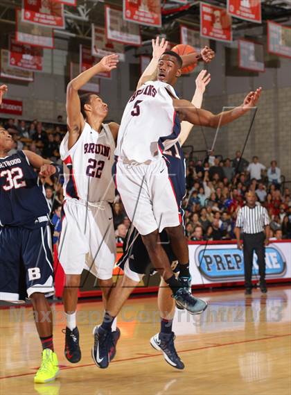 Thumbnail 2 in Brentwood School vs. Pacific Hills (CIF SS 4A Final) photogallery.