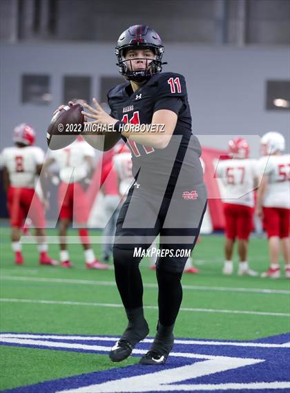 Thumbnail 2 in Terrell vs. Melissa (UIL 5A Regional Semi-Finals) photogallery.