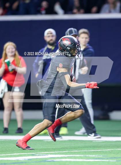 Thumbnail 2 in Terrell vs. Melissa (UIL 5A Regional Semi-Finals) photogallery.