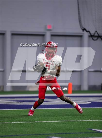 Thumbnail 1 in Terrell vs. Melissa (UIL 5A Regional Semi-Finals) photogallery.