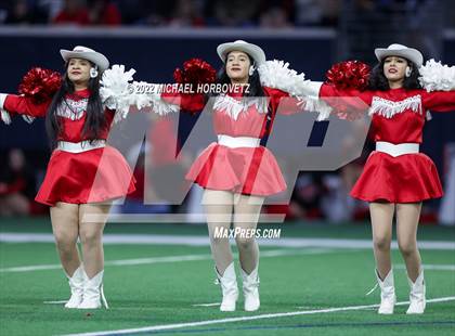 Thumbnail 2 in Terrell vs. Melissa (UIL 5A Regional Semi-Finals) photogallery.