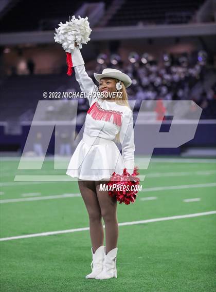 Thumbnail 3 in Terrell vs. Melissa (UIL 5A Regional Semi-Finals) photogallery.