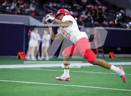Thumbnail 3 in Terrell vs. Melissa (UIL 5A Regional Semi-Finals) photogallery.