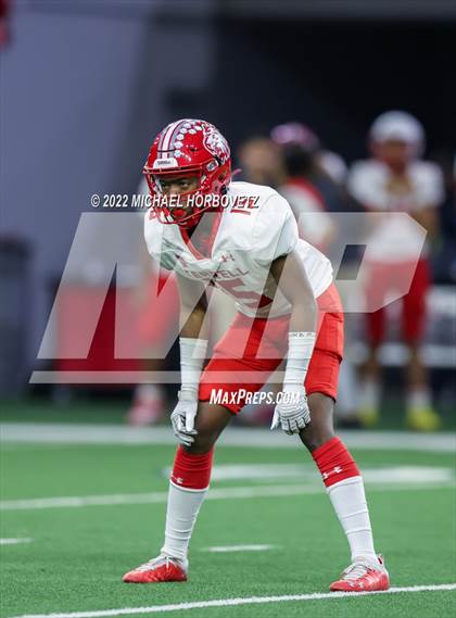 Thumbnail 3 in Terrell vs. Melissa (UIL 5A Regional Semi-Finals) photogallery.