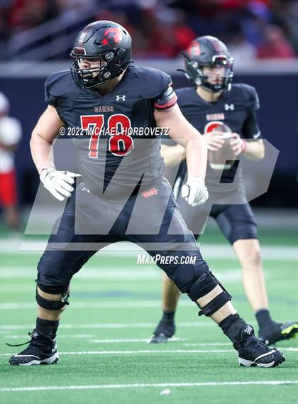 Thumbnail 1 in Terrell vs. Melissa (UIL 5A Regional Semi-Finals) photogallery.