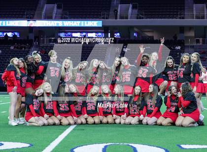 Thumbnail 2 in Terrell vs. Melissa (UIL 5A Regional Semi-Finals) photogallery.