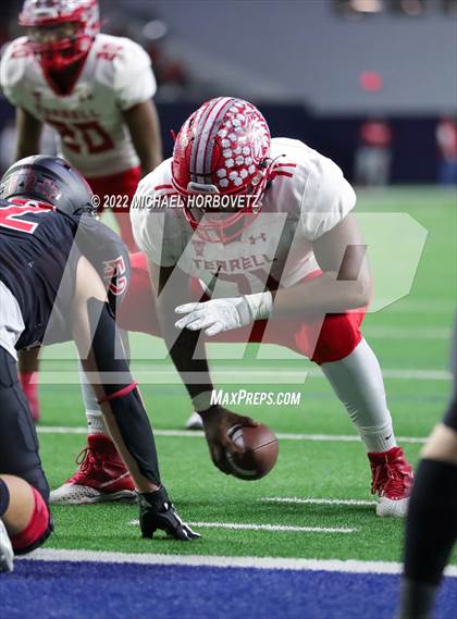 Thumbnail 2 in Terrell vs. Melissa (UIL 5A Regional Semi-Finals) photogallery.