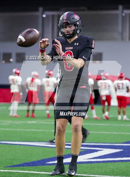 Thumbnail 1 in Terrell vs. Melissa (UIL 5A Regional Semi-Finals) photogallery.