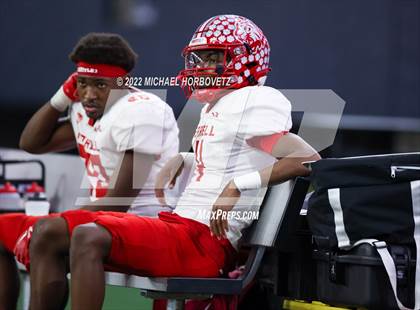 Thumbnail 3 in Terrell vs. Melissa (UIL 5A Regional Semi-Finals) photogallery.