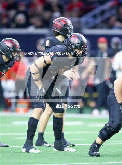 Thumbnail 3 in Terrell vs. Melissa (UIL 5A Regional Semi-Finals) photogallery.