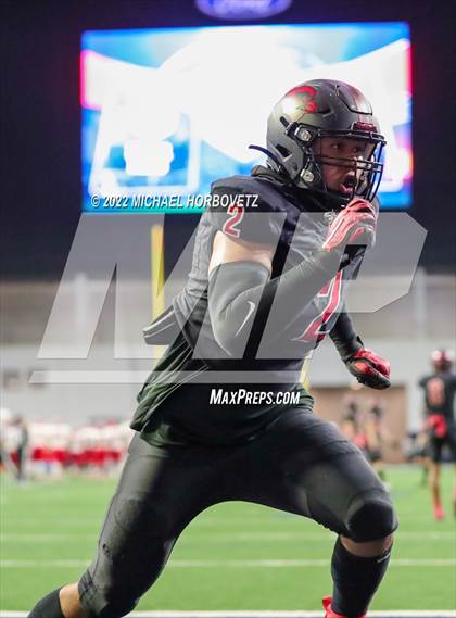 Thumbnail 3 in Terrell vs. Melissa (UIL 5A Regional Semi-Finals) photogallery.