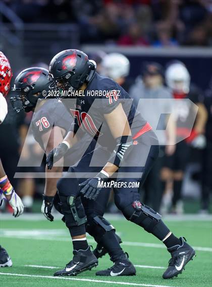 Thumbnail 3 in Terrell vs. Melissa (UIL 5A Regional Semi-Finals) photogallery.