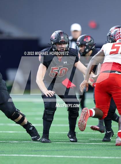 Thumbnail 2 in Terrell vs. Melissa (UIL 5A Regional Semi-Finals) photogallery.