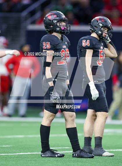 Thumbnail 3 in Terrell vs. Melissa (UIL 5A Regional Semi-Finals) photogallery.