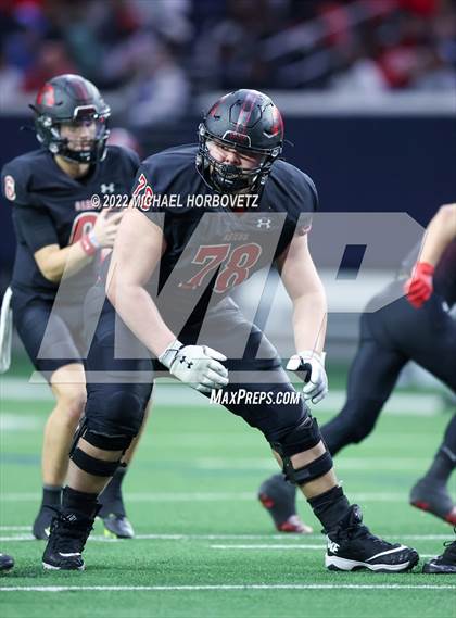 Thumbnail 2 in Terrell vs. Melissa (UIL 5A Regional Semi-Finals) photogallery.