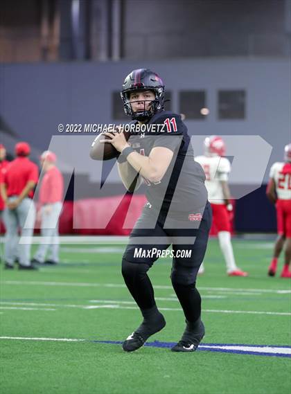 Thumbnail 1 in Terrell vs. Melissa (UIL 5A Regional Semi-Finals) photogallery.