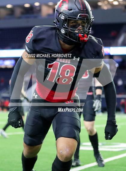 Thumbnail 3 in Terrell vs. Melissa (UIL 5A Regional Semi-Finals) photogallery.