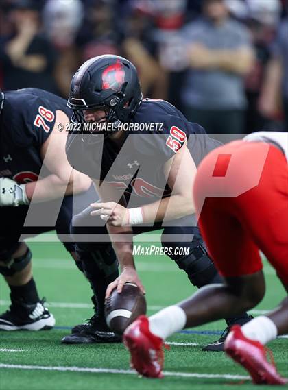 Thumbnail 2 in Terrell vs. Melissa (UIL 5A Regional Semi-Finals) photogallery.