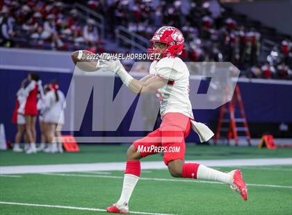Thumbnail 1 in Terrell vs. Melissa (UIL 5A Regional Semi-Finals) photogallery.