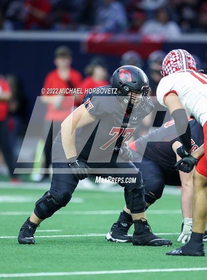 Thumbnail 1 in Terrell vs. Melissa (UIL 5A Regional Semi-Finals) photogallery.