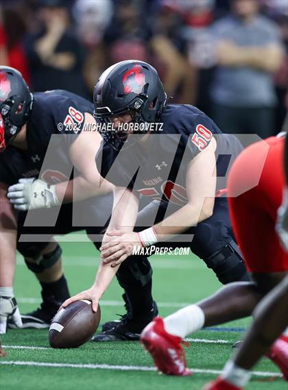 Thumbnail 1 in Terrell vs. Melissa (UIL 5A Regional Semi-Finals) photogallery.