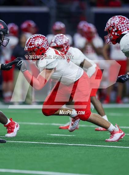 Thumbnail 1 in Terrell vs. Melissa (UIL 5A Regional Semi-Finals) photogallery.