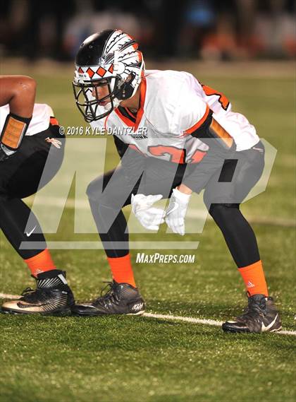 Thumbnail 3 in Leonard vs. Nocona (UIL 3A Division 2 Region 2 bi-district) photogallery.