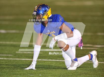 Thumbnail 3 in Leonard vs. Nocona (UIL 3A Division 2 Region 2 bi-district) photogallery.