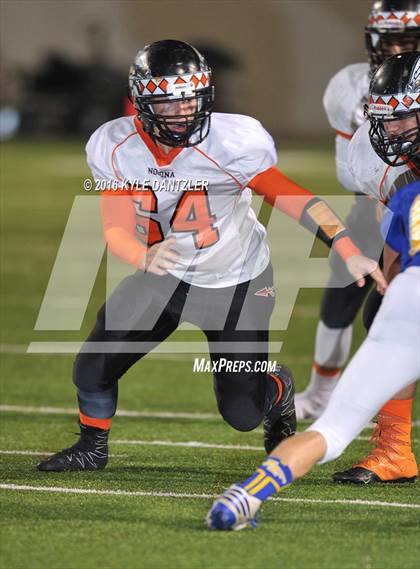 Thumbnail 2 in Leonard vs. Nocona (UIL 3A Division 2 Region 2 bi-district) photogallery.