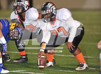 Thumbnail 3 in Leonard vs. Nocona (UIL 3A Division 2 Region 2 bi-district) photogallery.