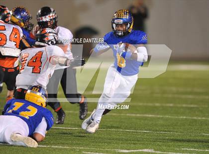 Thumbnail 2 in Leonard vs. Nocona (UIL 3A Division 2 Region 2 bi-district) photogallery.