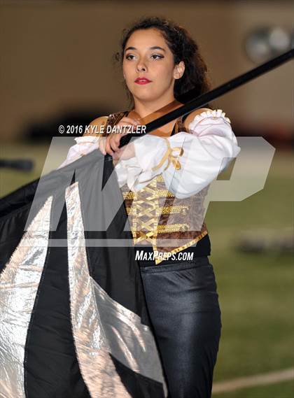Thumbnail 2 in Leonard vs. Nocona (UIL 3A Division 2 Region 2 bi-district) photogallery.