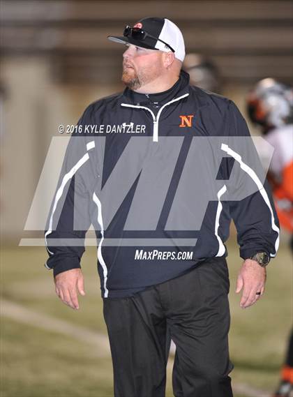 Thumbnail 2 in Leonard vs. Nocona (UIL 3A Division 2 Region 2 bi-district) photogallery.