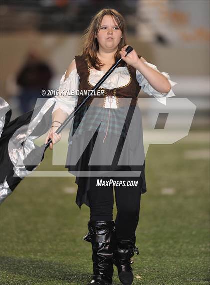 Thumbnail 3 in Leonard vs. Nocona (UIL 3A Division 2 Region 2 bi-district) photogallery.