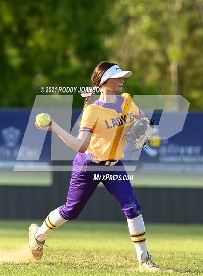 Thumbnail 2 in Sam Houston @ South Beauregard photogallery.