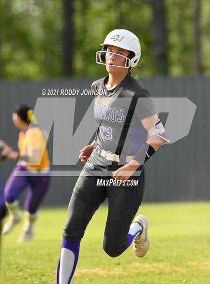 Thumbnail 2 in Sam Houston @ South Beauregard photogallery.